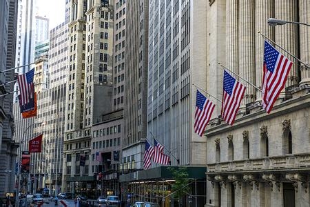 <b>Title: Toys R Us Stock Price in 2018: An In-Depth A</b>